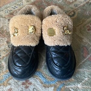 Lonza Black and Tan Ankle Boots with Quilted Design Size 40/W8.5-9